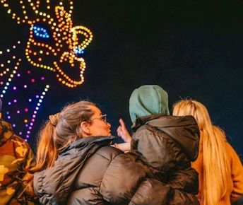 Space Safari Drone Light Show in Cambridge card.jpg